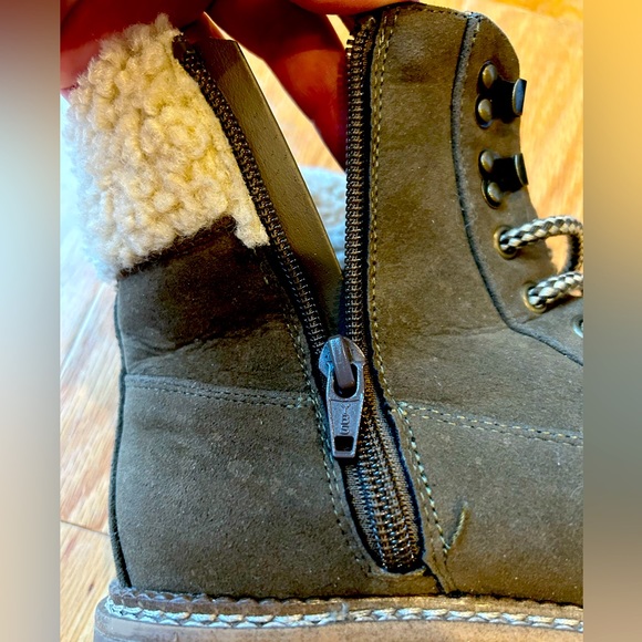 Hiking boot with Sherpa - Picture 4 of 5